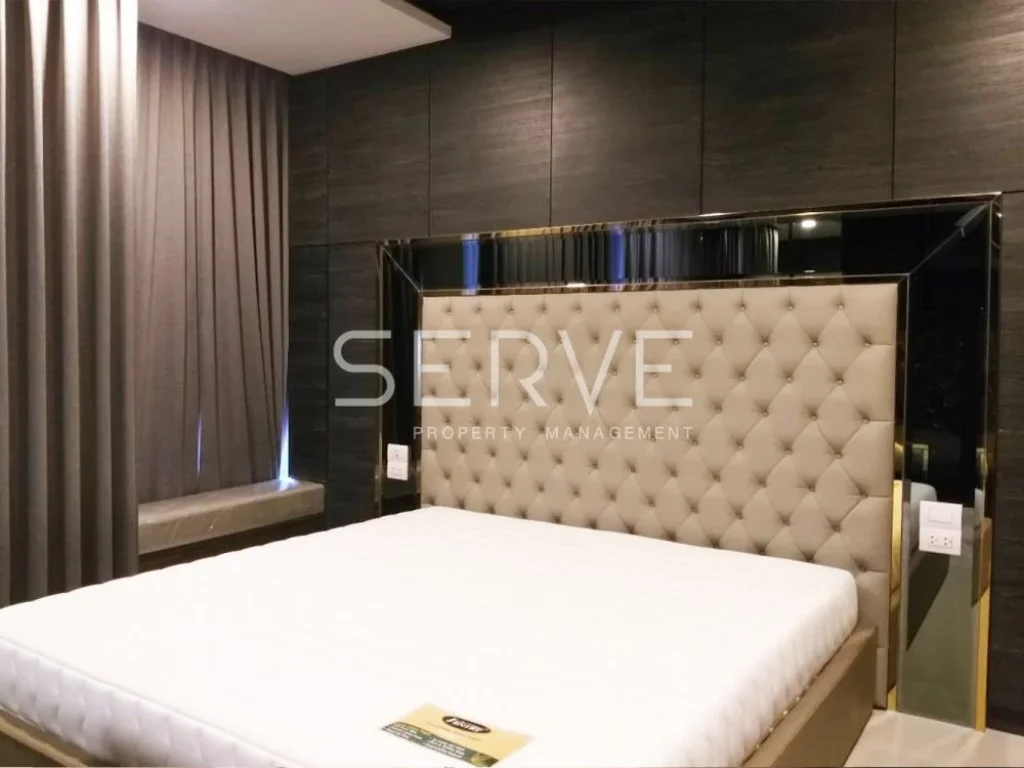 ห้องสวยมาก Modern Corner 2 Beds Unit 65 K ให้เช่าคอนโด Noble Ploenchit BTS Phloen Chit