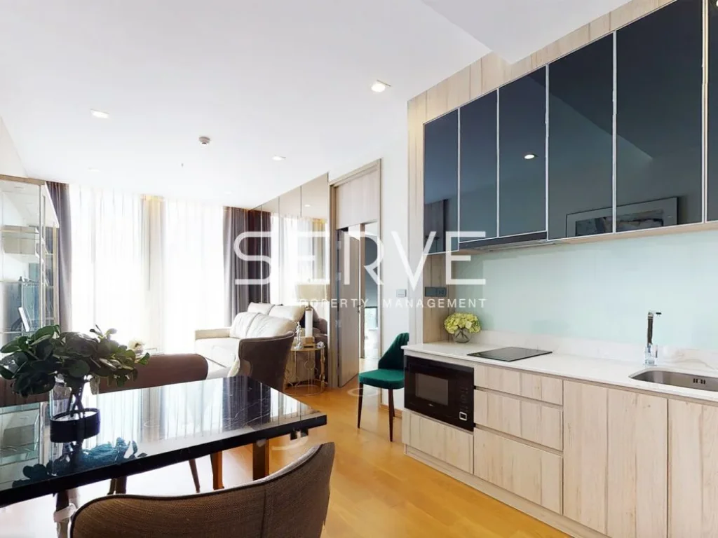 Super Luxury and Super High fl Corner 1 Bed 65 K ให้เช่าที่คอนโด Noble Ploenchit BTS Phloen Chit