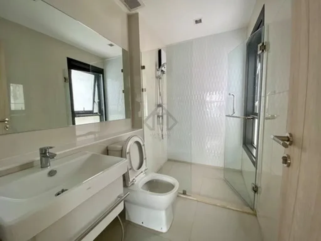 Condo For Rent Ploenchit Life One Wireless 2 bedrooms Luxury style near BTS Ploenchit