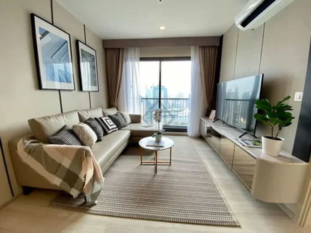 Condo For Rent Ploenchit Life One Wireless 2 bedrooms Luxury style near BTS Ploenchit