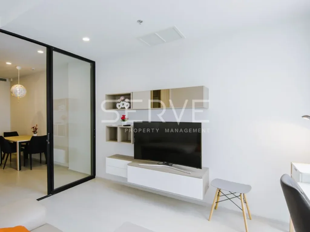 Cozy Homey Style Studio with Partition 40 K ให้เช่าที่คอนโด Noble Ploenchit BTS Phloen Chit