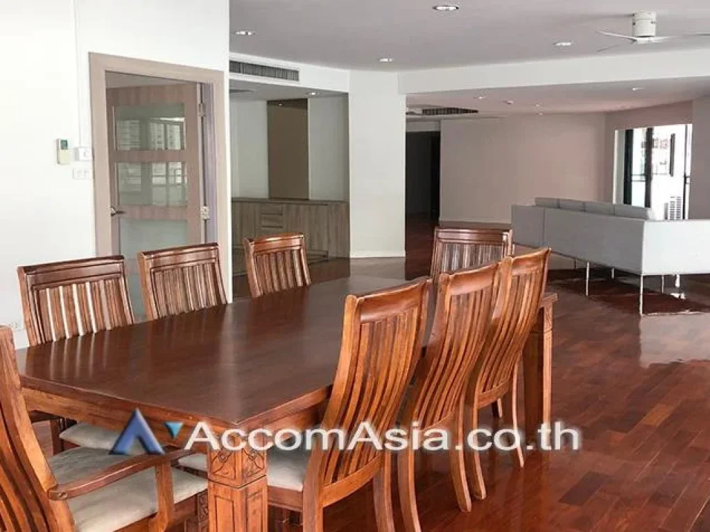 Pet Allowed Penthouse Apartment 31 Bedroom For Rent 450 meters to BTS Asok - MRT Sukhumvit in Sukhumvit Bangkok