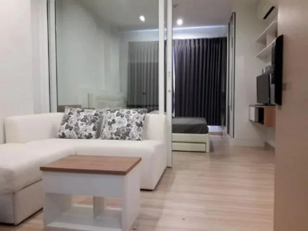 ให้เช่าคอนโดหรู ติดรถไฟฟ้า Hotel Serviced Condo