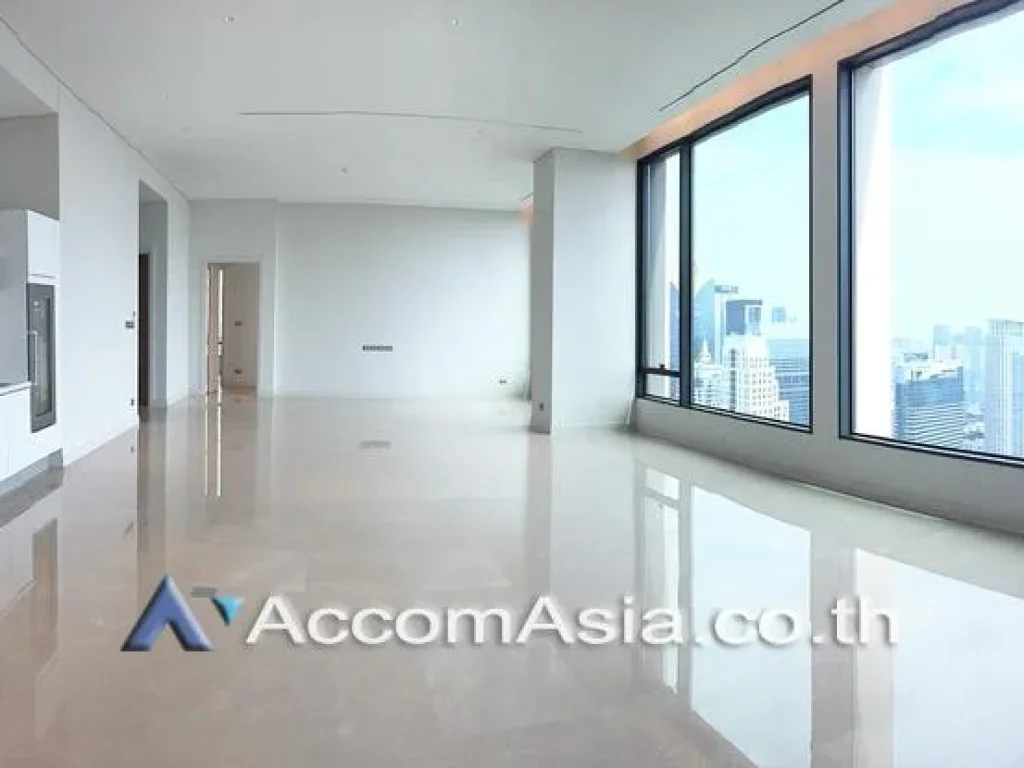 Sindhorn Residence Condominium 4 Bedroom For Rent BTS Chitlom in Ploenchit Bangkok