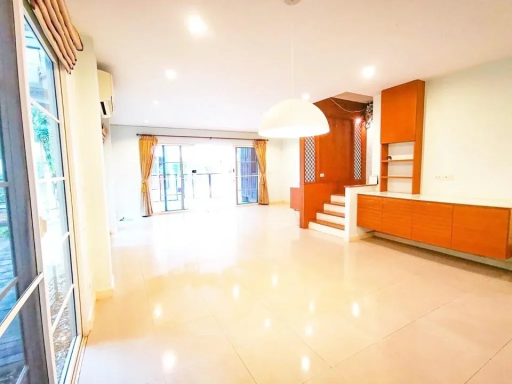 3 Storeys Townhouse for rent at Urban Sathorn