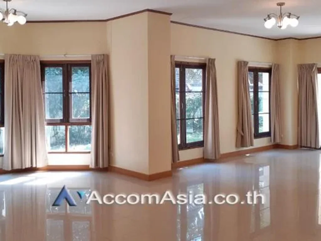 House 5 Bedroom For Rent in Sathorn Bangkok