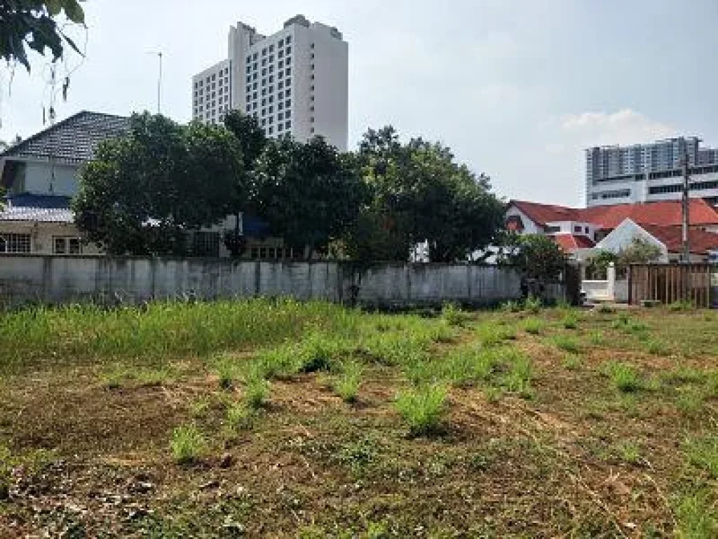 ขานที่ดินเปล่า แปลงสวย เนื้อที่ 1902 ตรว หมู่บ้านภาณุวิลล่า แขวงบางบำหรุ เขตบางพลัด กทม