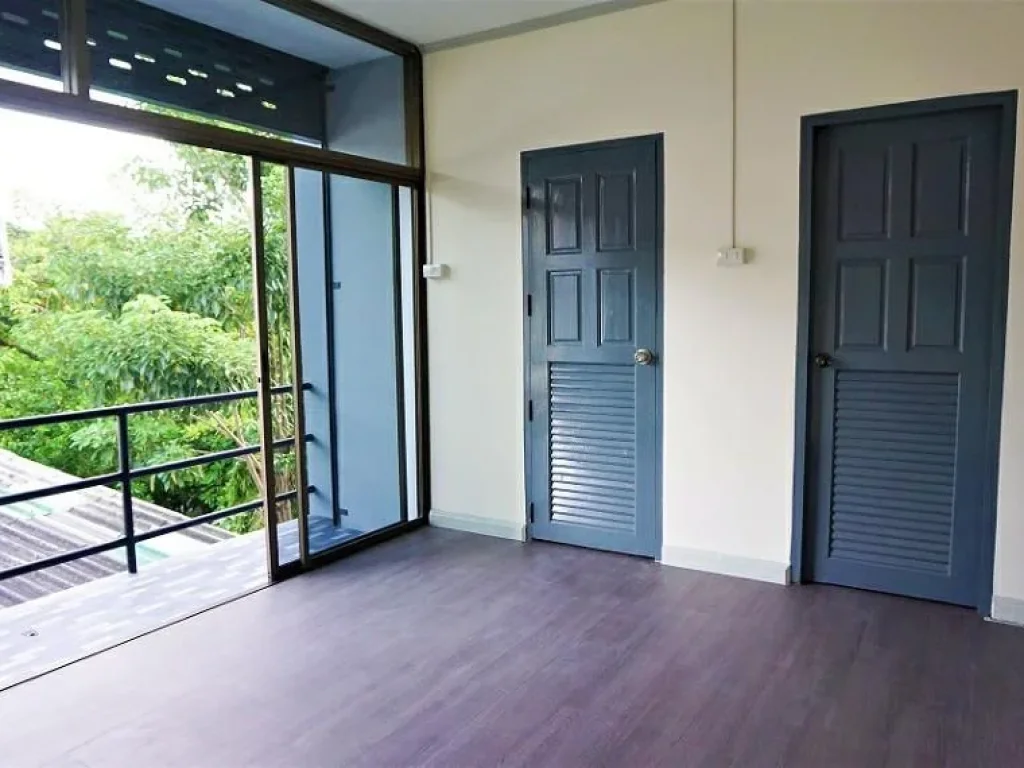 For Rent ทาวน์โฮม รีโนเวทใหม่ สุขุมวิท 442 ใกล้BTSพระโขนง