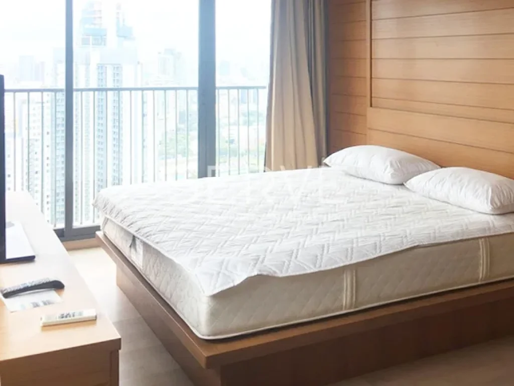 Penthouse Corner Unit 3 Beds กว้างมาก 120 K พร้อมให้เช่าที่คอนโด Noble Remix BTS ทองหล่อ