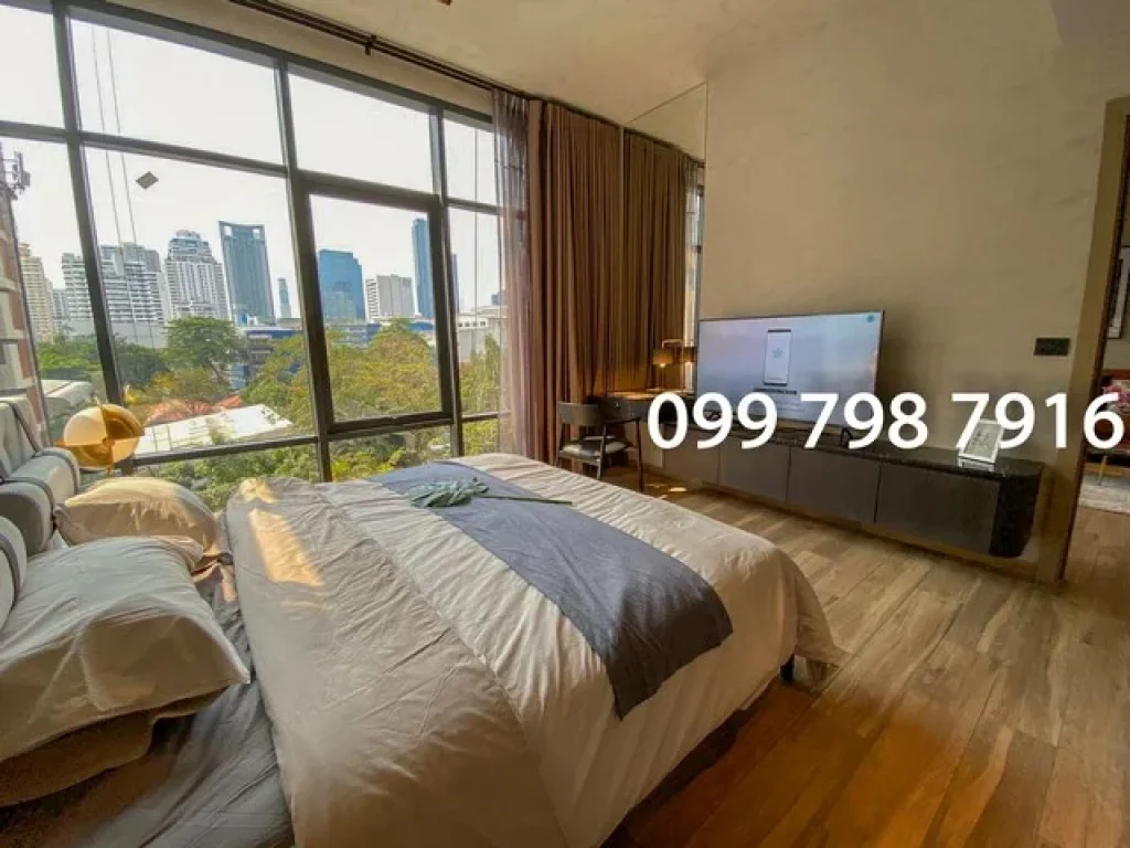 The Lofts Asoke condo for rent near MRT Phetchaburi Srinakharinwirot University