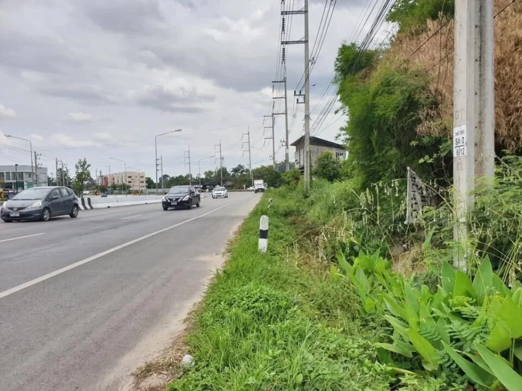 ขายที่ดินติดถนนคันคลองชลประทาน แม่เหียะ เชียงใหม่