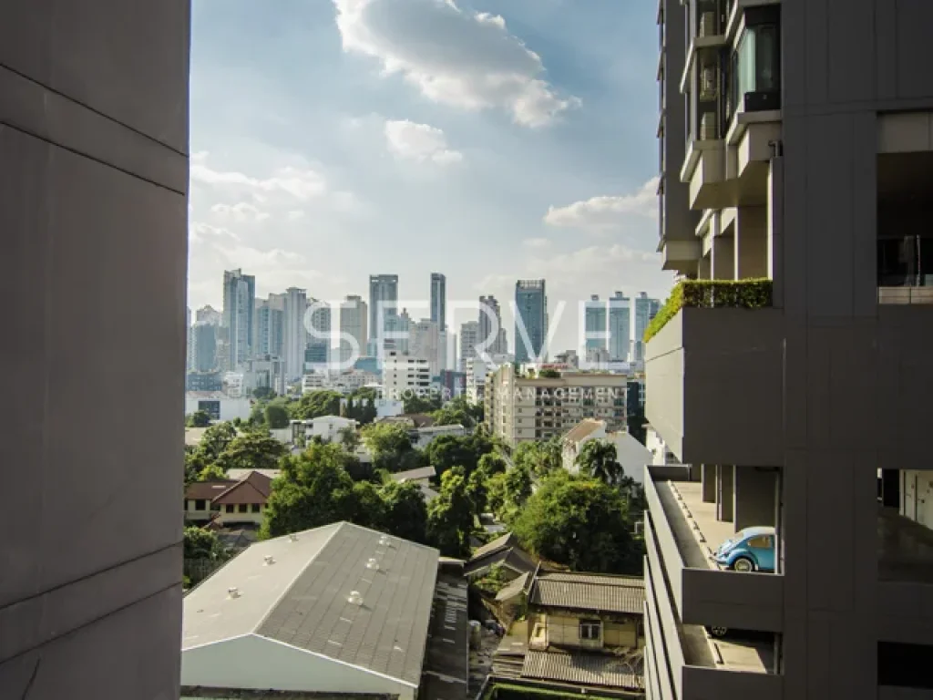 Hot Location ให้เช่าคอนโด Studio with Partition 25 K at Noble Remix For Rent Condo BTS Thong Lo