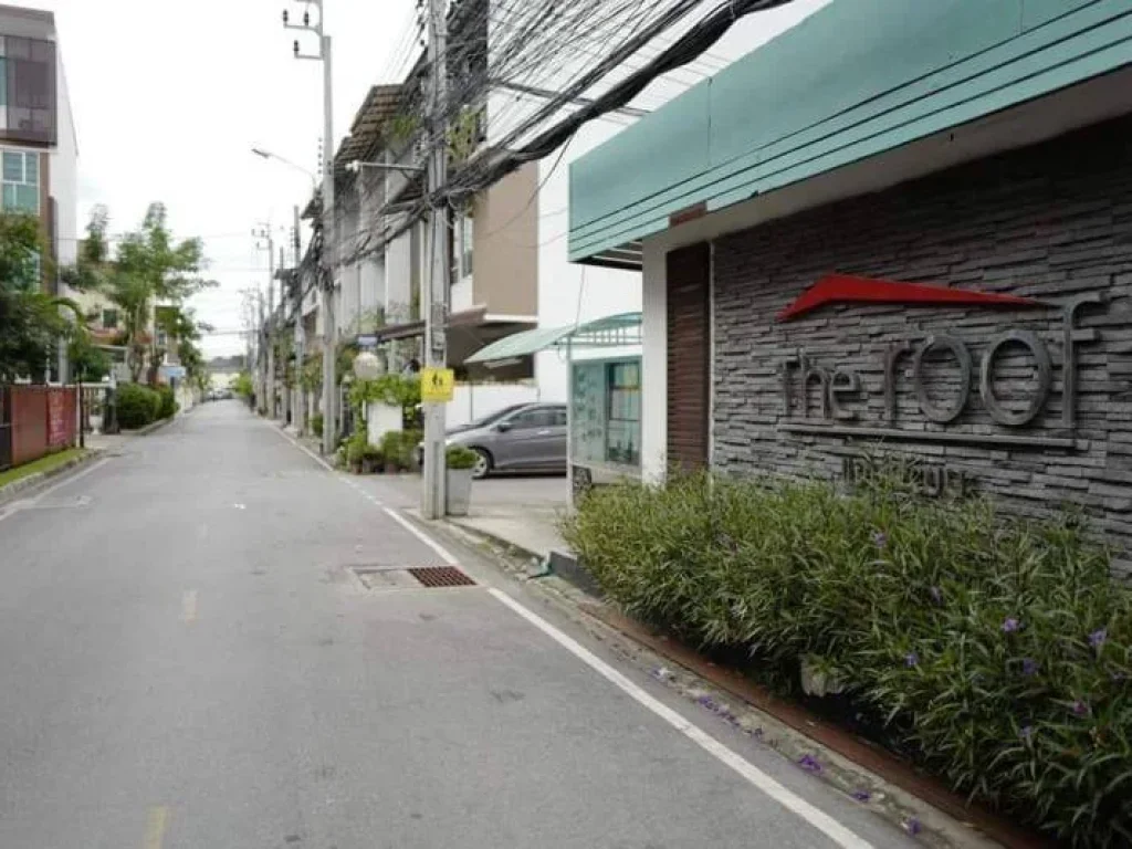 ให้เช่า The Roof แจ้งวัฒนะ Townhome 3ชั้นครึ่ง หลังหัวมุม พื้นที่273ตรว