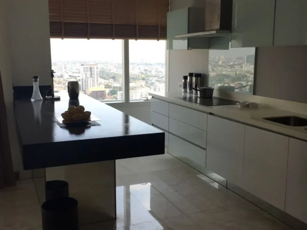 ขายคอนโด เอท ทองหล่อ เรสซิเดนซ์ Eight Thonglor Residences For Sale