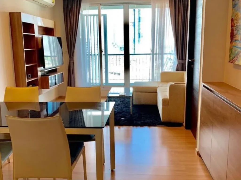 Rhythm Sathorn RENT ให้เช่า 2 ห้องนอน วิวแม่น้ำ ใกล้ BTS สุรศักดิ์