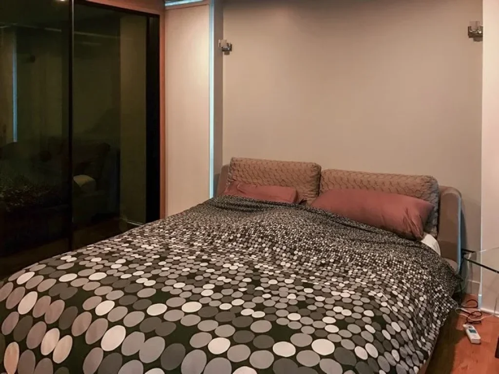 Quad Silom Condo for Sale just 150 M to BTS Chong Nonsi