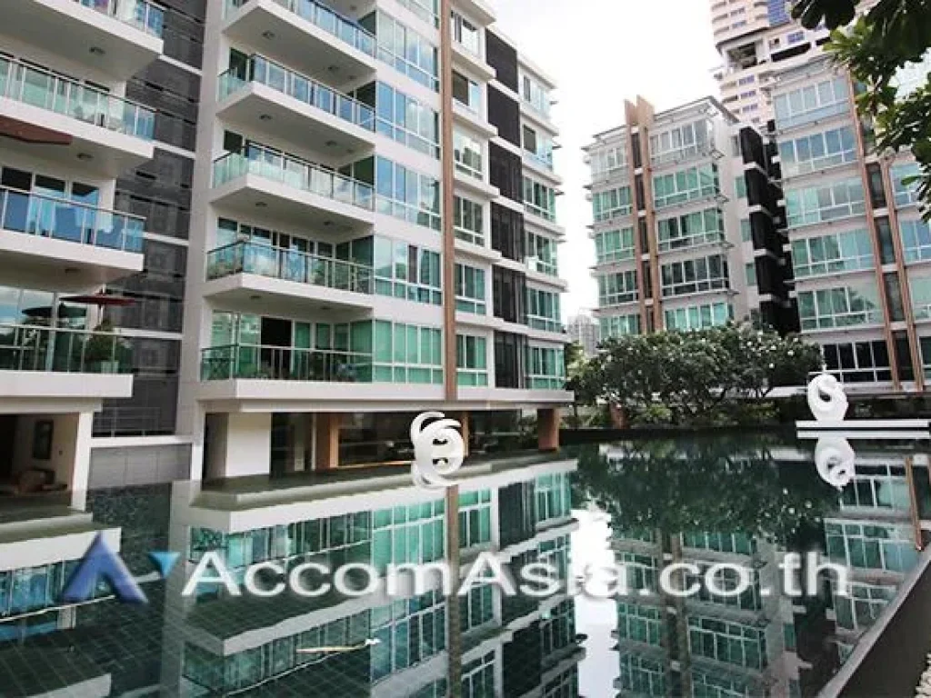 Big Balcony Belgravia Residences Condominium 4 Bedroom For Rent BTS Phrom Phong in Sukhumvit Bangkok