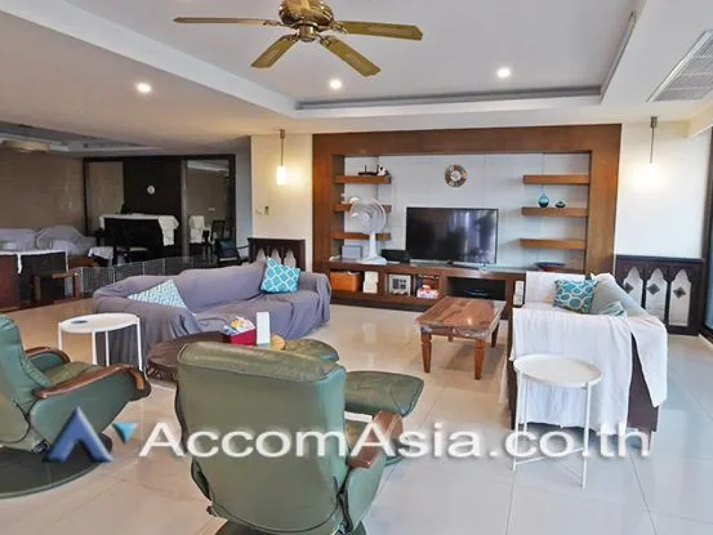 Phatssana Gardens Condominium 3 Bedroom For Sale BTS Ekkamai in Sukhumvit Bangkok