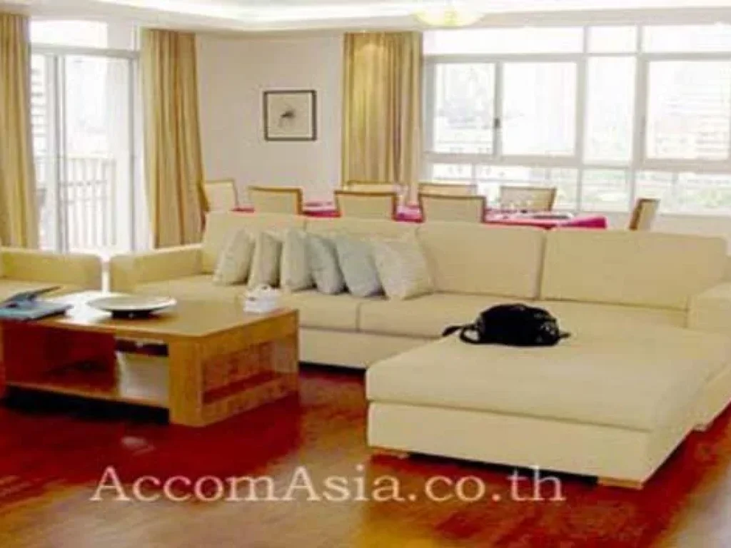 High quality of living Apartment 4 Bedroom For Rent in Sukhumvit Bangkok