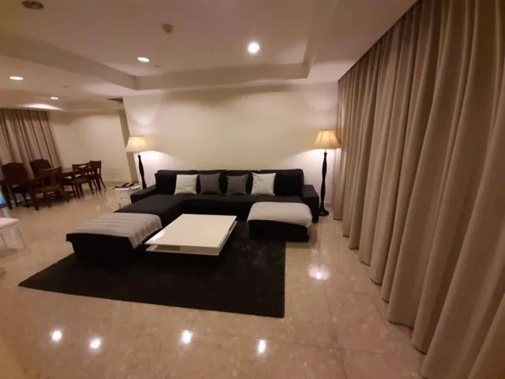 แฮมป์ตัน ทองหล่อ 10 4 ห้องนอน Pet friendly condo