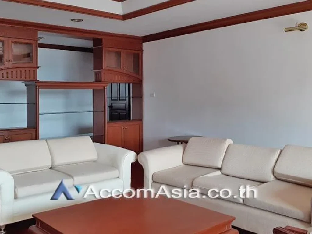 Pet friendly - High rise Apartment Apartment 3 Bedroom For Rent BTS Phrom Phong in Sukhumvit Bangkok