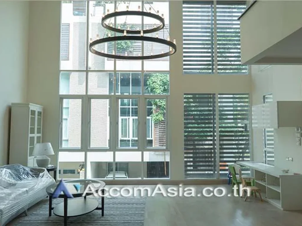 Pet Allowed The Parklane 12 Townhouse 4 Bedroom For Rent BTS Ekkamai in Sukhumvit Bangkok