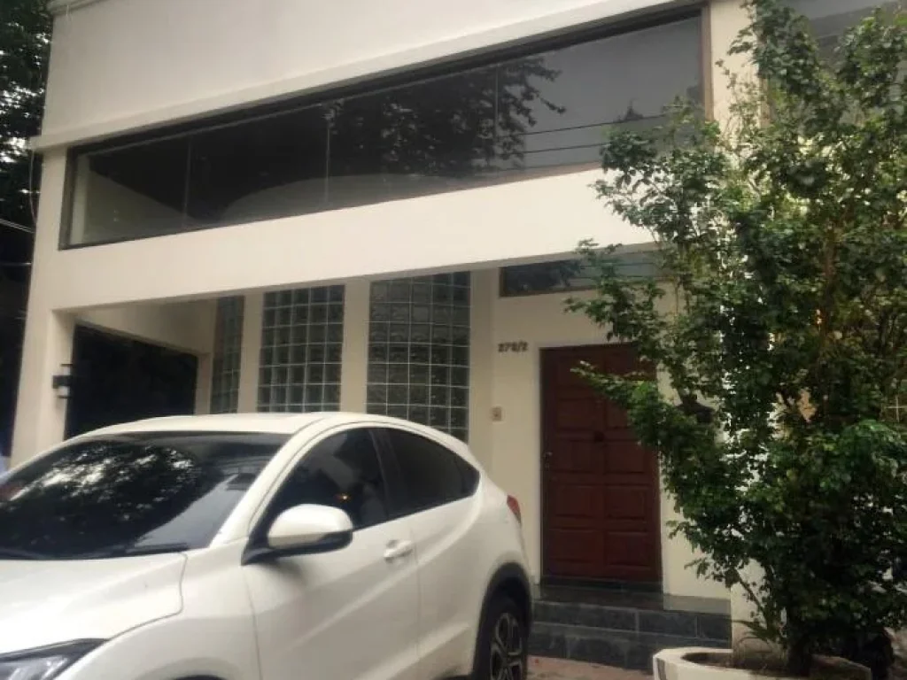 Townhouse for Sale Sukhumvit 31 Soi Sawasdee with the tenant