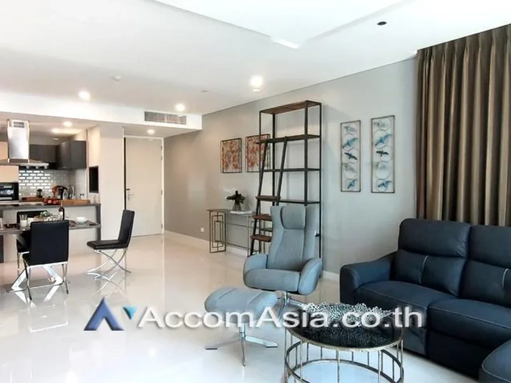 Newly Renovated Condo for rent on 21 floor of Fullerton Sukhumvit Main Street walk 5 mins to Thonglor Ekkamai BTS