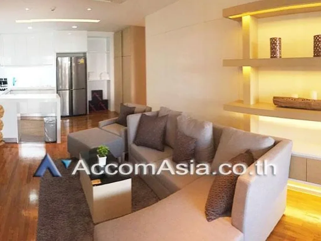 Spacious fully furnished Penthouse with huge terrace on roof top enjoy Bangkok skyline close to BTS Phromphong