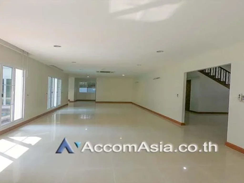 House 5 Bedroom For Rent BTS Phrom Phong in Sukhumvit Bangkok