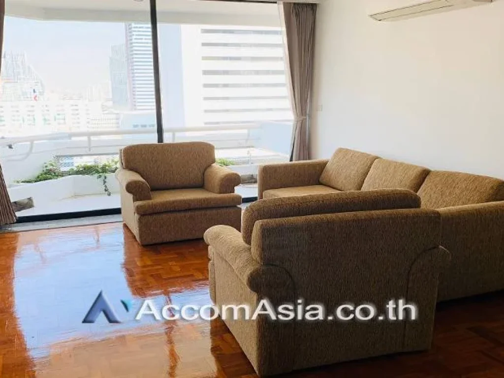 Simply Life Apartment 3 Bedroom For Rent BTS Chong Nonsi in Sathorn Bangkok