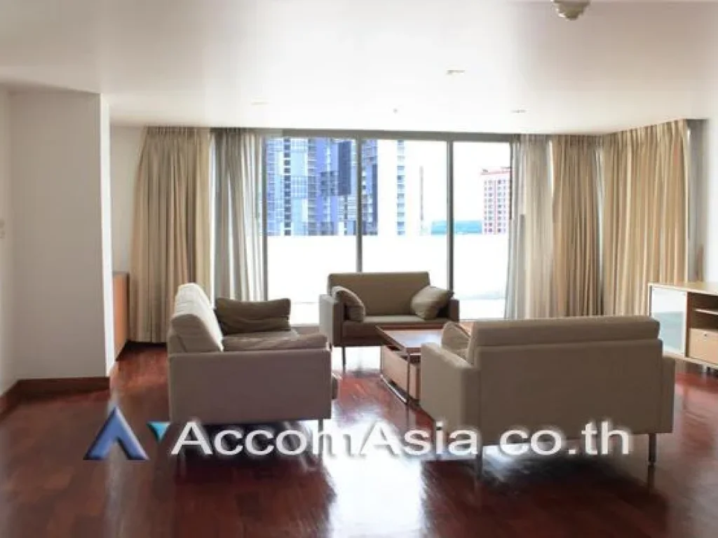 Penthouse The Contemporary style Apartment 41 Bedroom For Rent BTS Phrom Phong in Sukhumvit Bangkok