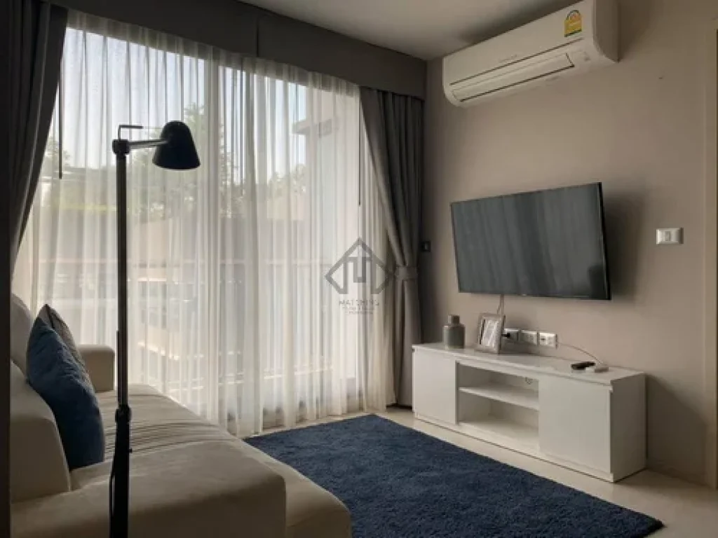 Rhythm Sukhumvit 42 Ekkamai condo for rent fully furnished decoration near Ekkamai BTS station