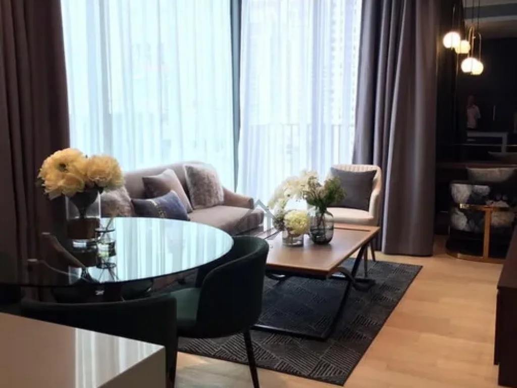 Ploenchit Luxury Condo For rent 28 Chidlom Duplex Room fully furnished near BTS Chid Lom