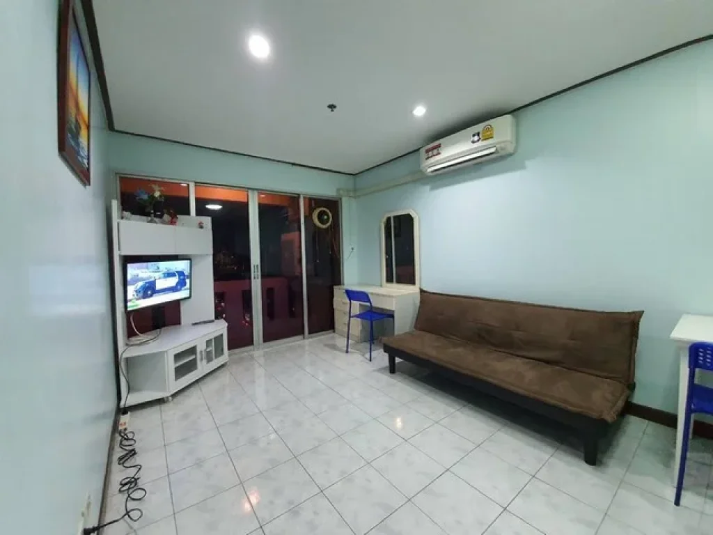 For rent Condo near MRT Commonwealth Pinklao 1bedroom with twin bed near indy night market