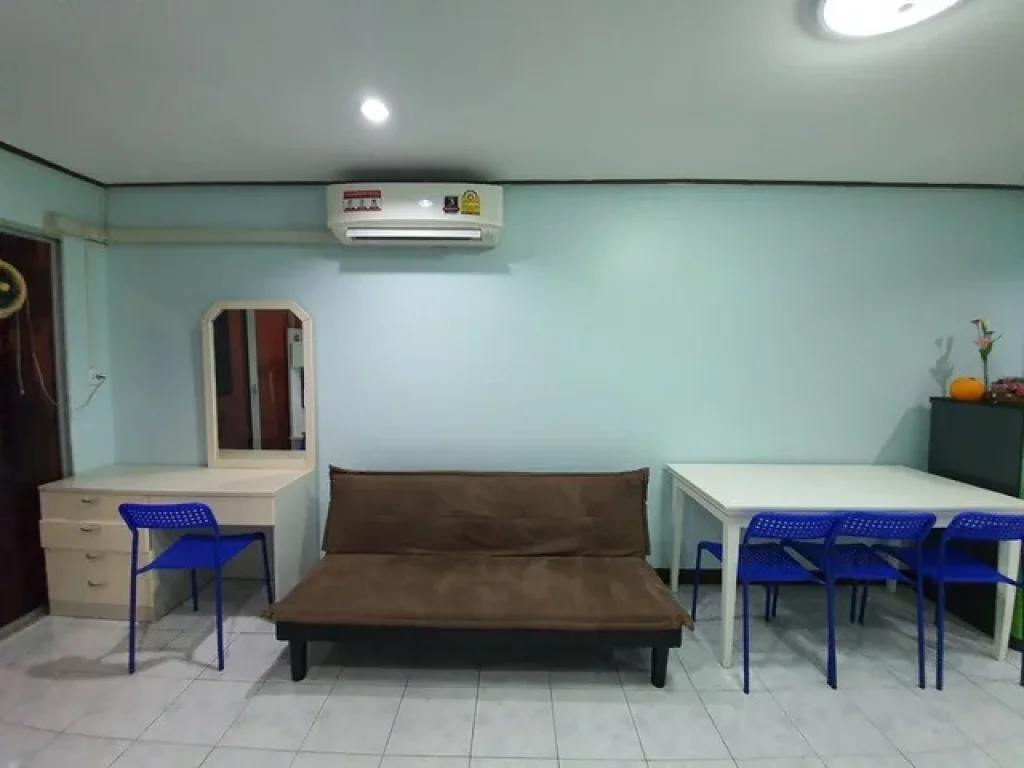 For rent Condo near MRT Commonwealth Pinklao 1bedroom with twin bed near indy night market