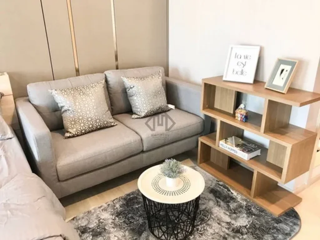 Life One Wireless Luxury Condo for rent fully furnished decoration near Ploenchit BTS station