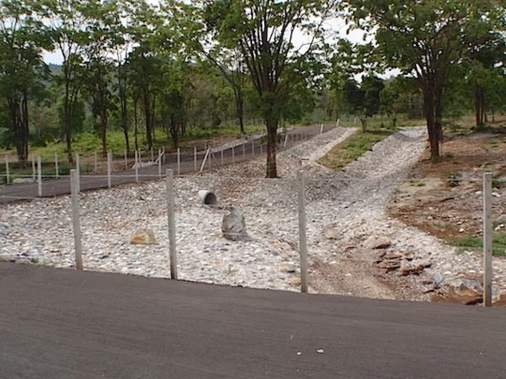 แบ่งขายที่ดินสวยพัฒนาอย่างดี Mount-de-Moray บนที่เนินเขาสูงกว่า 450 เมตร ระดับน้ำทะเล แบ่งขายเหลือเพียง 3 แปลงเท่านั้น