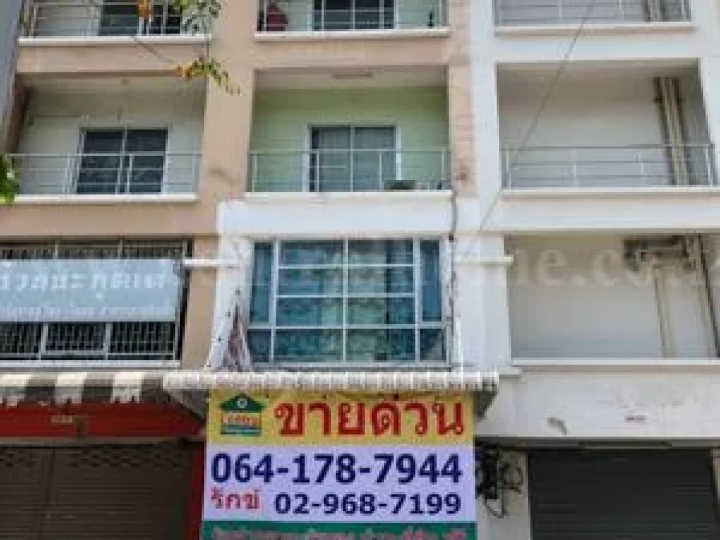 ขายอาคารพาณิชย์ 4 ชั้น เนื้อที่ 313 ตรว ถนนสนามบินน้ำ ทำเลดี 313 ตรว