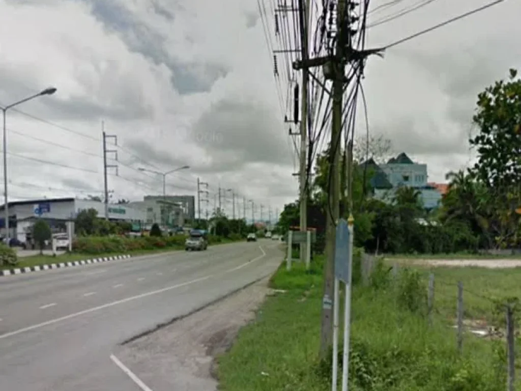 ขายที่ดิน342ตรวอยู่ติดถนนสายเชียงใหม่-ดอยสะเก็ด สี่แยกแม่กวง ตรงข้ามกับตลาดแม่กวง หน้ากว้าง36มถมดินแล้วขายถูกๆ