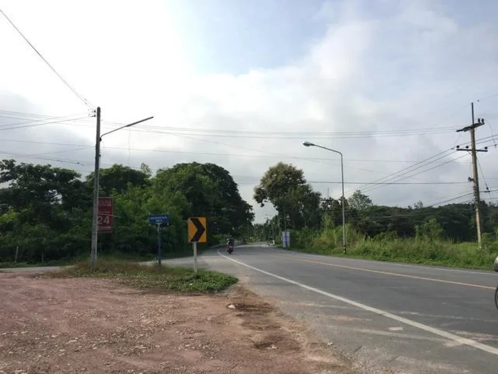 ขายที่ดินจัดสรร และตืดถนน ลำพูน ถลำพูน-ป่าซาง