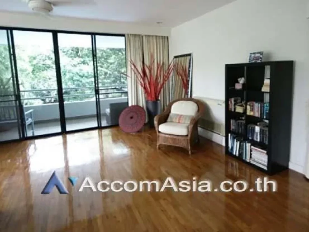 Private Pool House 32 Bedroom For Rent BTS Ekkamai in Sukhumvit Bangkok