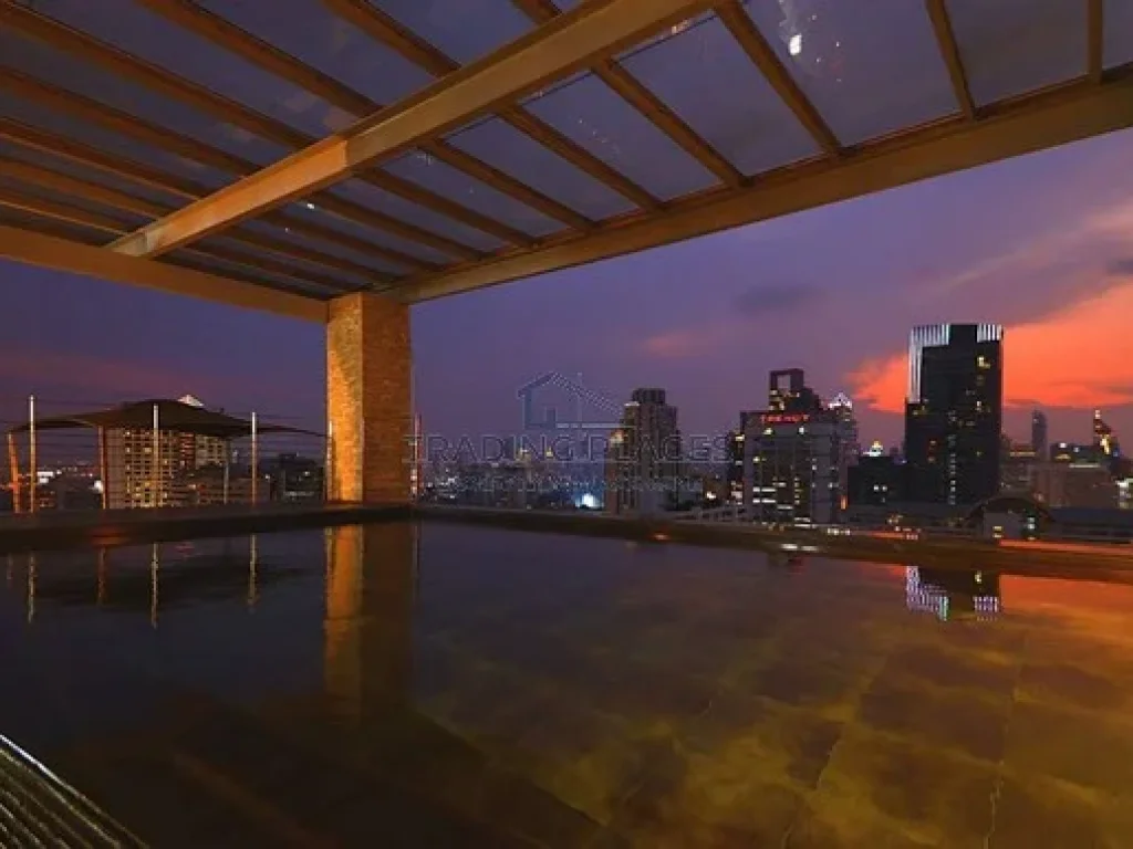 ขาย PENTHOUSE TRIPLEX สุขุมวิท 19-21 710ตรม สระว่ายน้ำส่วนตัวลิฟต์ 6 นอน