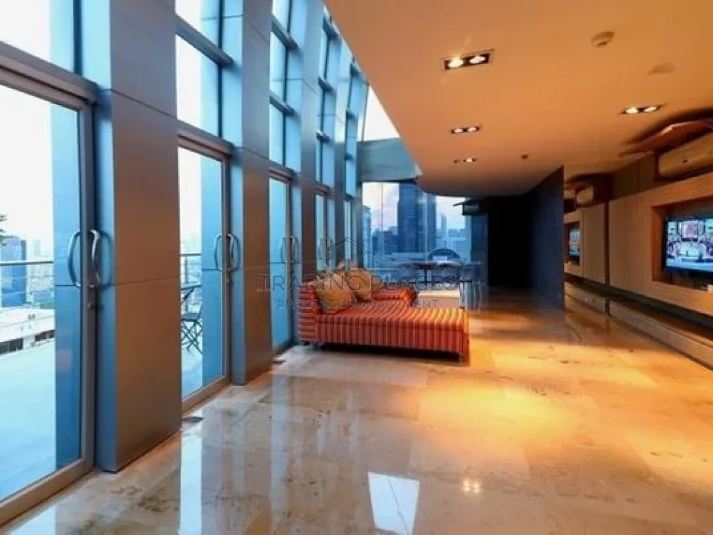 ขาย PENTHOUSE TRIPLEX สุขุมวิท 19-21 710ตรม สระว่ายน้ำส่วนตัวลิฟต์ 6 นอน