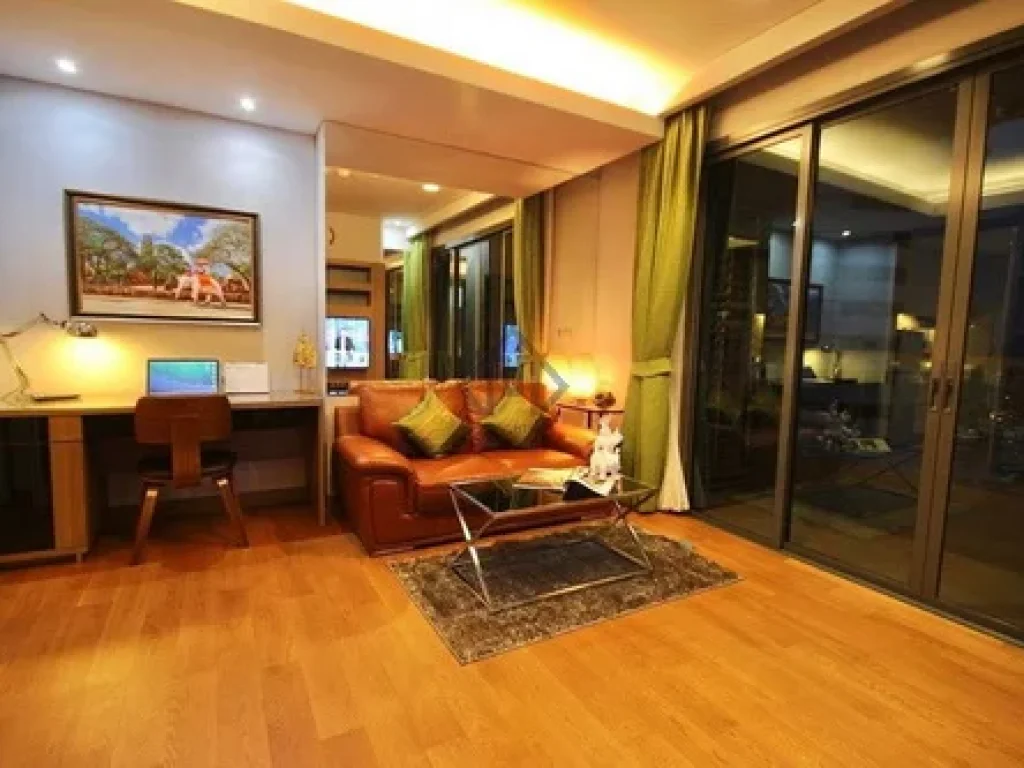 Sukhumvit Condo for rent Lumpini 24 2 bedrooms Corner room fully furnished near BTS Phrom Phong