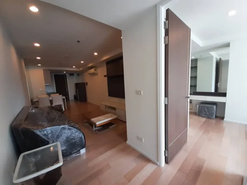 ปล่อยเช่าถูกถูก 15 Residence สุขุมวิท 15 ห้องใหญ่ 60 ตรม ไกล้ BTS Nana และ MRT สุขุมวิท