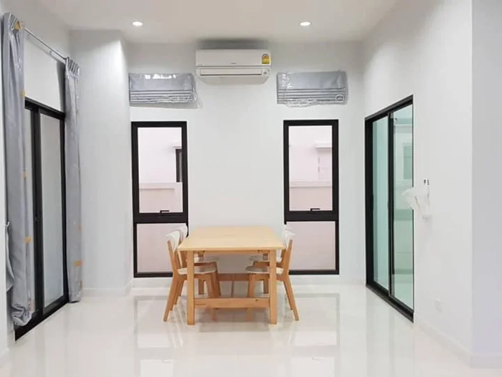 For Rent บ้านพร้อมอยู่หมู่บ้าน Aura Luxe รามคำแหง94