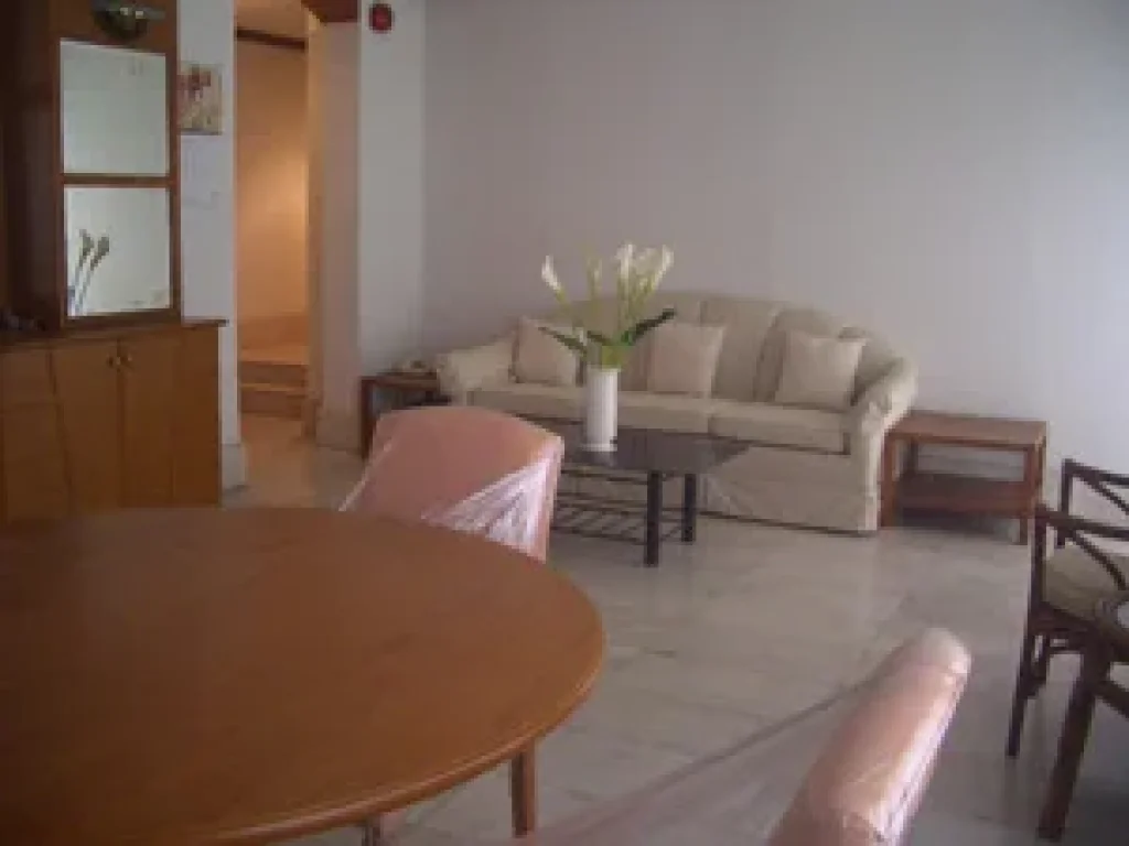 Condo for rent at Sukhumvit 33