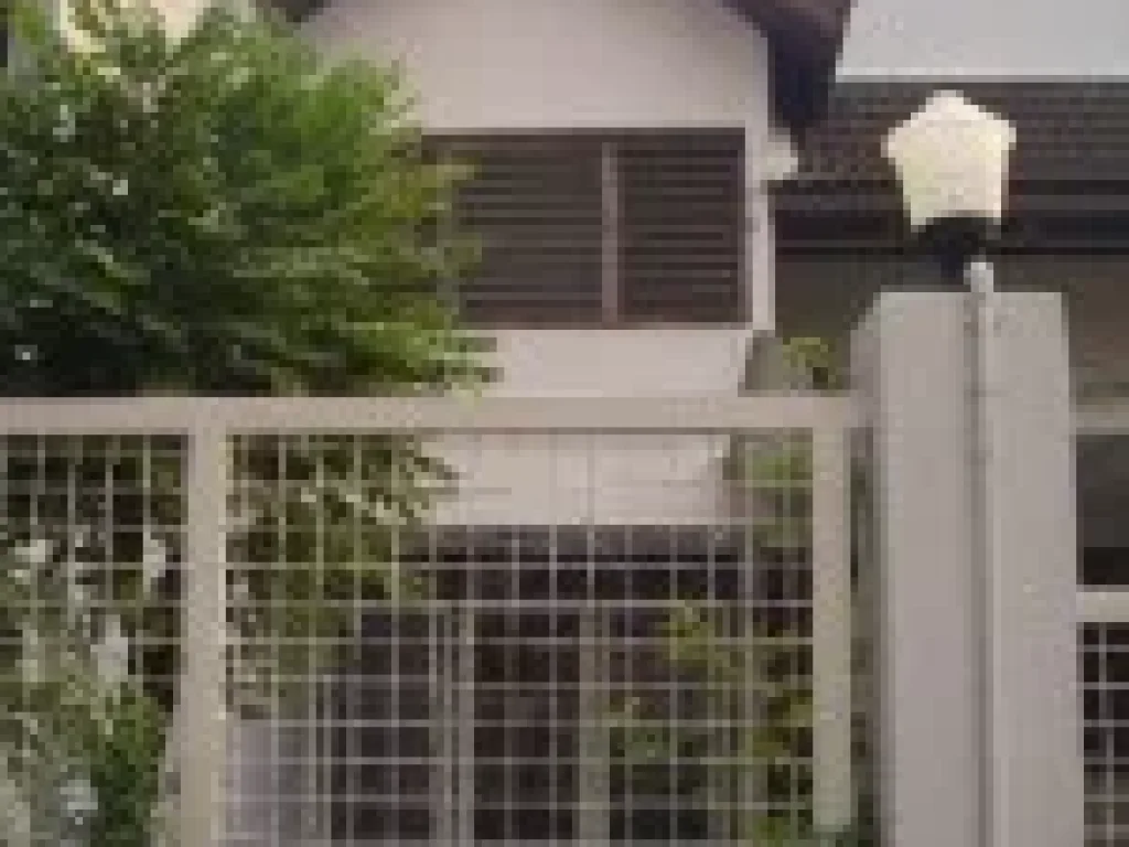 Townhouse for rent at Sukhumvit 63