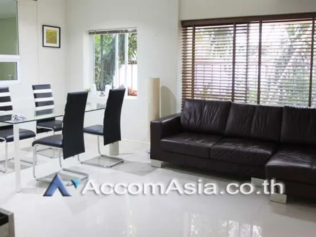 House 4 Bedroom For Sale BTS Asok in Sukhumvit Bangkok